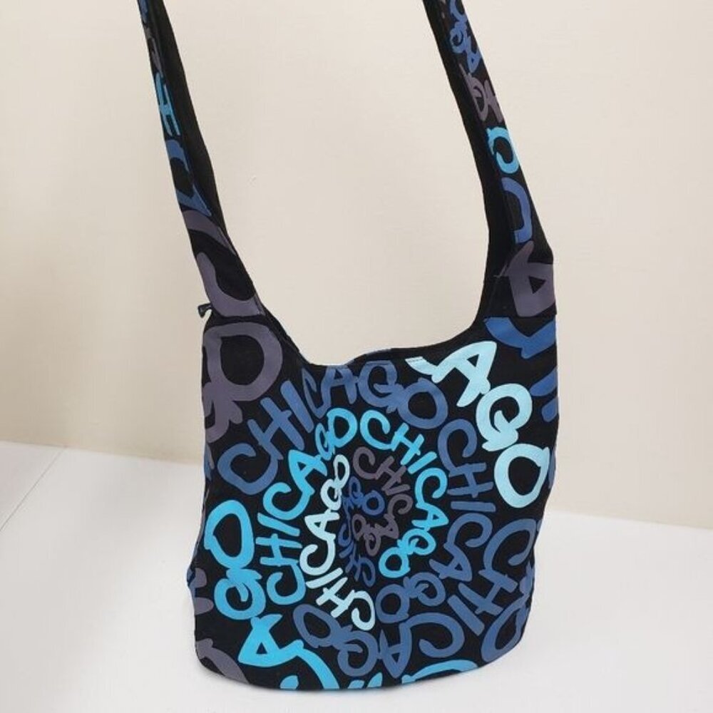 Robin Ruth Chicago Crossbody Bag - Picture 12 of 12